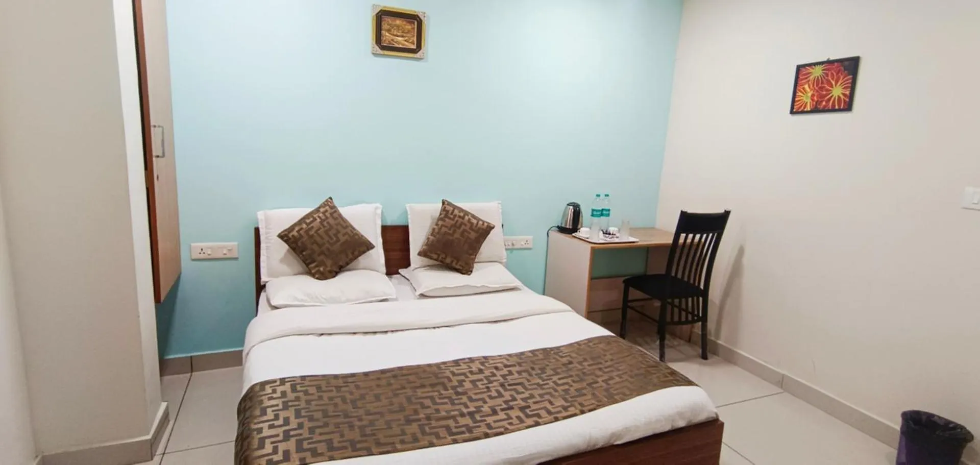 Gasthof Sugamya Corner Guesthouse Mysore